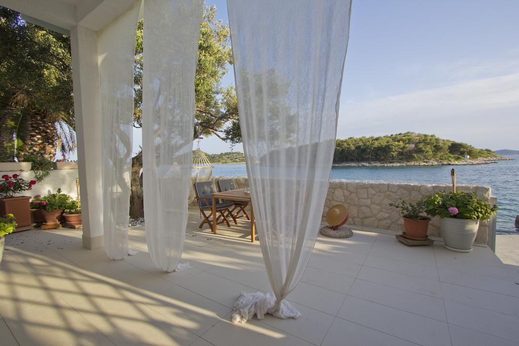 Casa Mano Tribunj With Beach ภายนอก รูปภาพ